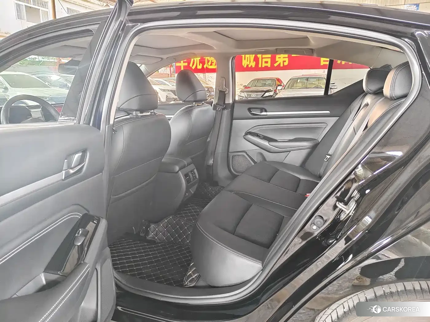 Nissan Altima id 4644648 из Китая 11