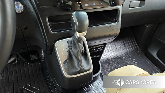Hyundai Staria id 4308612 из Кореи 31