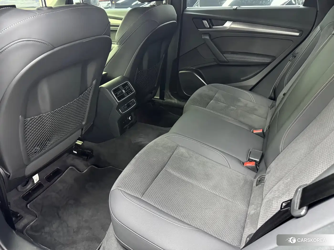 Audi Q5L id 4681206 из Китая 14