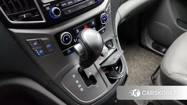 Hyundai The New Grand Starex id 3429217 из Кореи 19