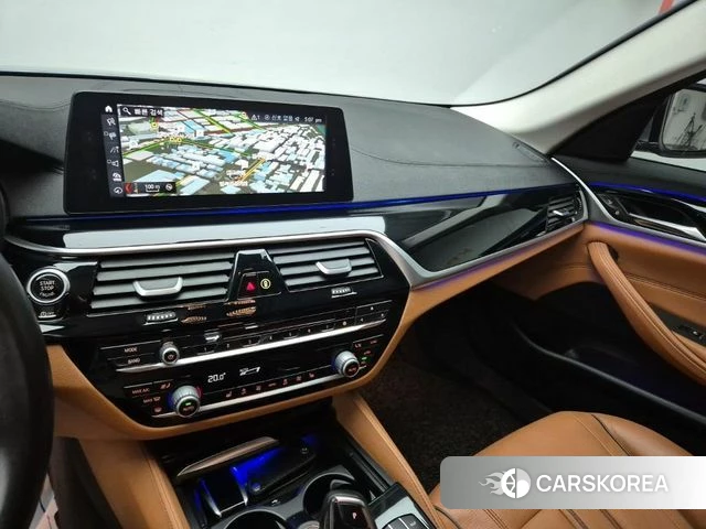 BMW 5 Series (G30) id 3955790 из Кореи 18