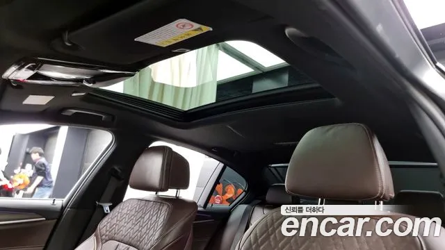 BMW 5 Series (G30) id 2686784 из Кореи 19