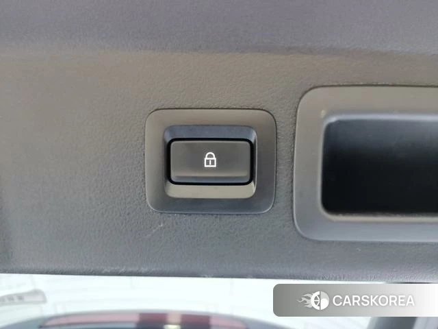 Mazda CX-30 id 4321320 из Китая 20