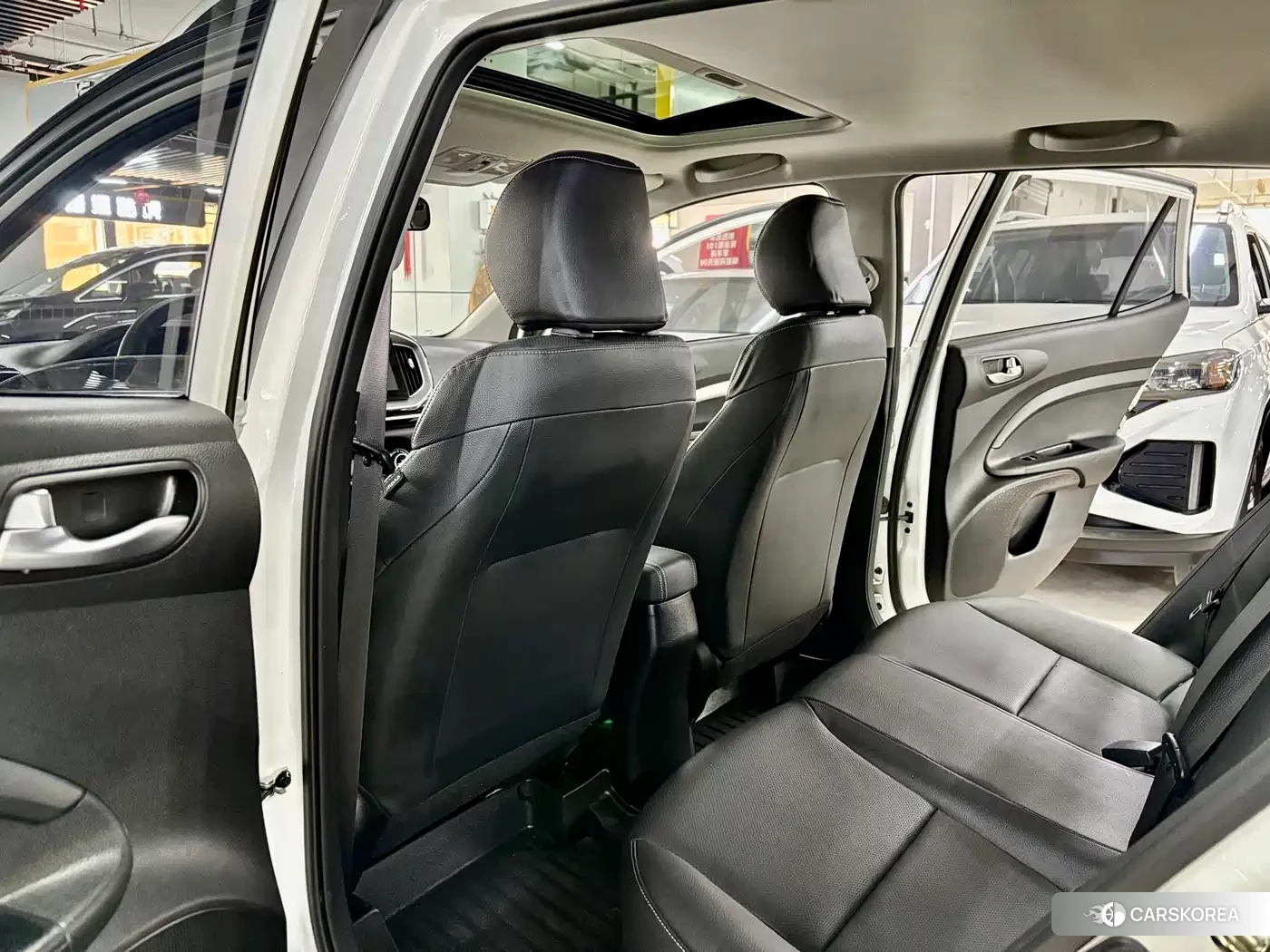 Kia KX1 id 4539331 из Китая 9