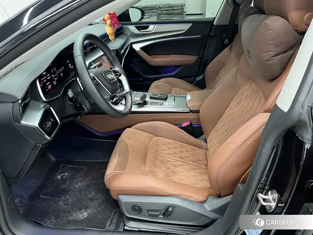 Audi A7L id 4548031 из Китая 15