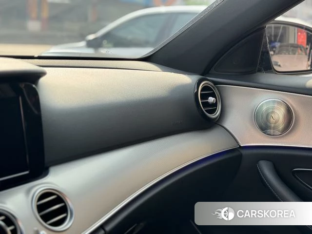 Mercedes-Benz E-class id 4211677 из Китая 15