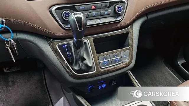 Hyundai The New Grand Starex id 3494500 из Кореи 19