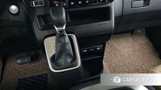 Hyundai Staria id 3811614 из Кореи 19