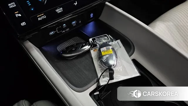 Hyundai Grandeur Hybrid (GN7) id 2905256 из Кореи 19