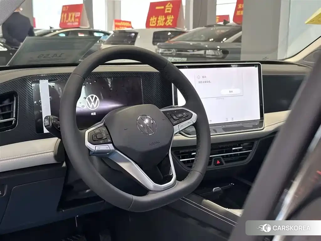 Volkswagen Magotan id 4548087 из Китая 13