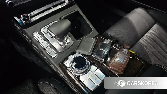 Genesis G90 id 3160662 из Кореи 19