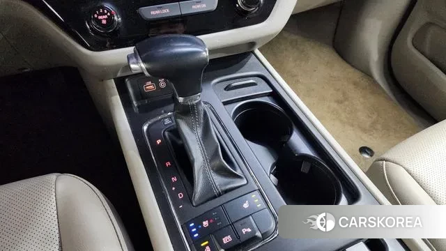 Kia All New Carnival id 3728825 из Кореи 19