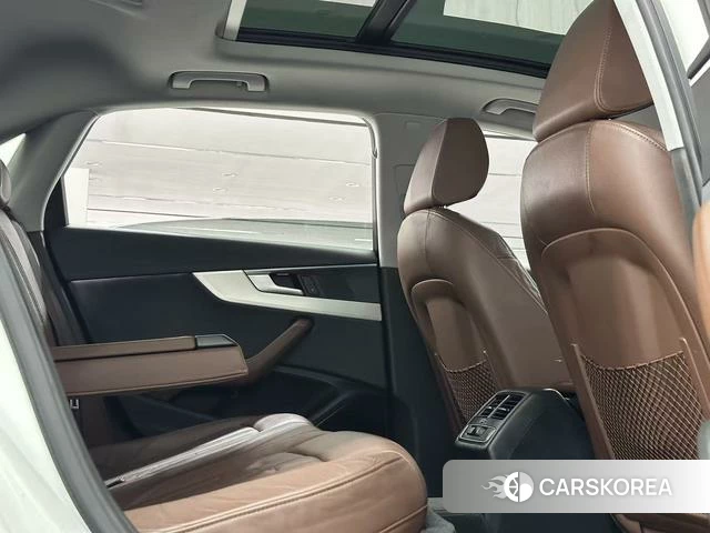 Audi A4L id 4227348 из Китая 12