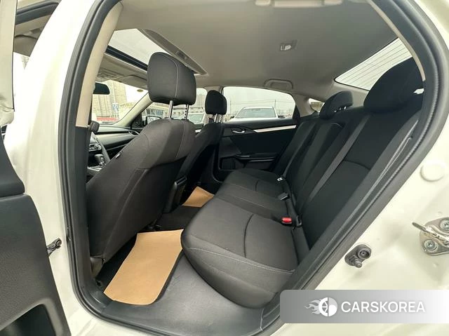 Honda Civic id 4210554 из Китая 14