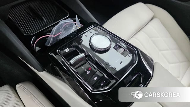 BMW 5 Series (G60) id 4639826 из Кореи 35