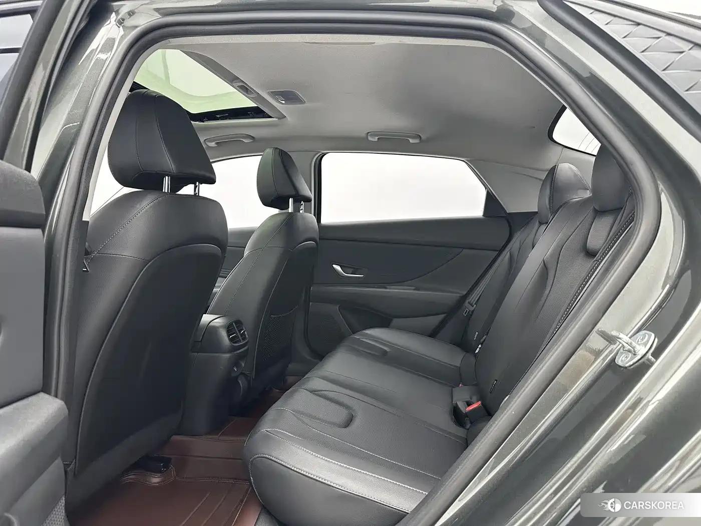Hyundai Elantra id 4589443 из Китая 17