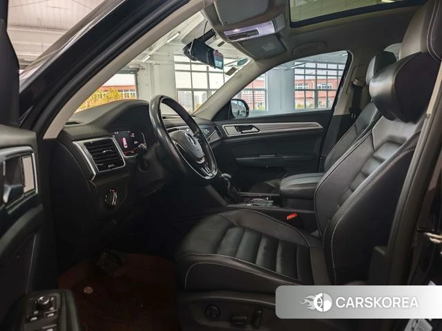 Volkswagen Tourang id 4240210 из Китая 21