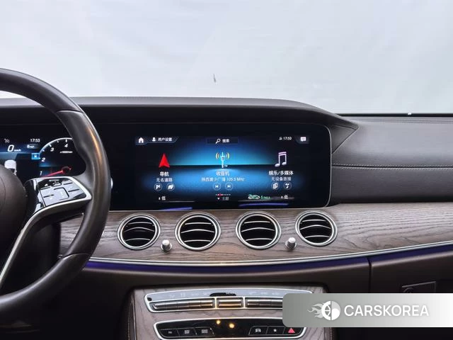 Mercedes-Benz E-class id 4260425 из Китая 19