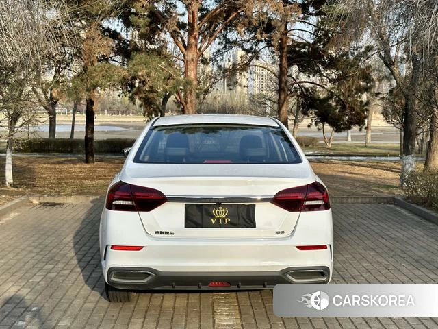Geely Automobile Emgrand id 3901989 из Китая 9