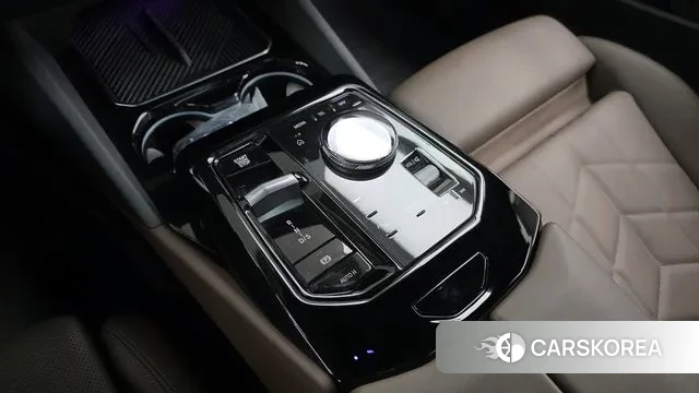 BMW 5 Series (G60) id 3437117 из Кореи 19