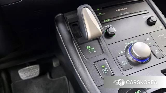 Lexus CT200h id 3621803 из Кореи 19