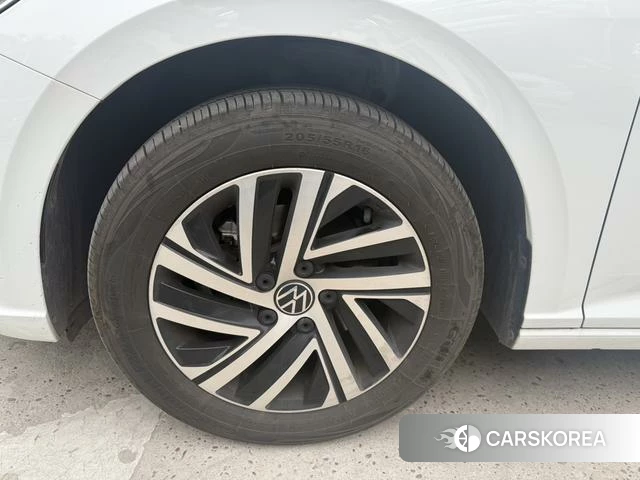 Volkswagen Lavida id 4263879 из Китая 9