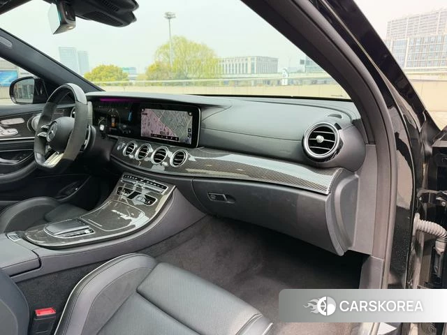 Mercedes-Benz E-class AMG id 4259716 из Китая 17