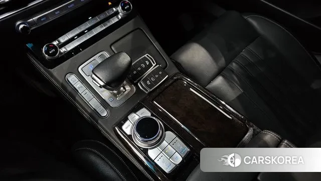 Genesis G90 id 3588147 из Кореи 19