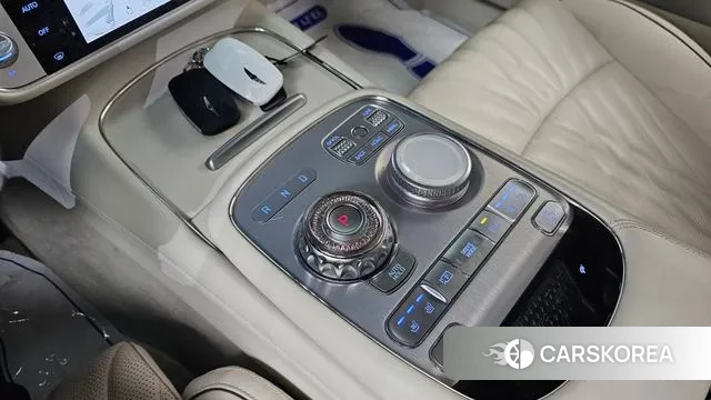 Genesis G90 (RS4) id 3482997 из Кореи 19