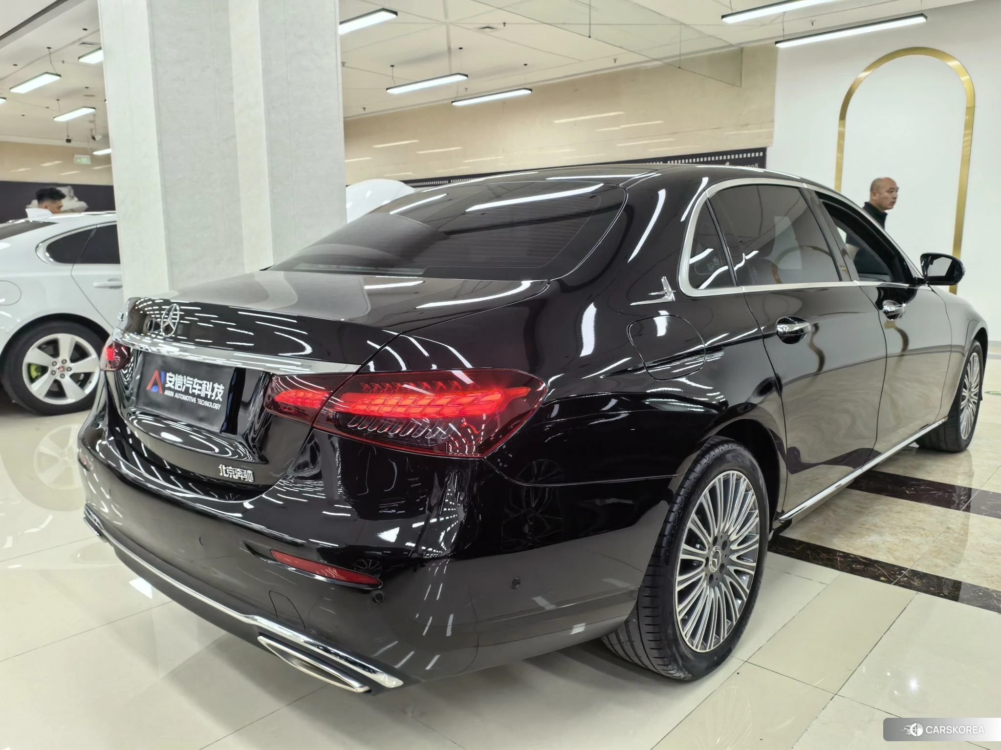 Mercedes-Benz E-class id 4512606 из Китая 11