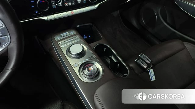 Genesis GV70 id 3878895 из Кореи 14