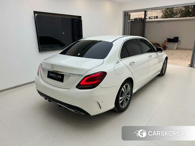 Mercedes-Benz Class C id 3856883 из Китая 21