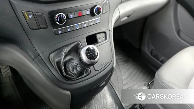 Hyundai The New Grand Starex id 3489569 из Кореи 19