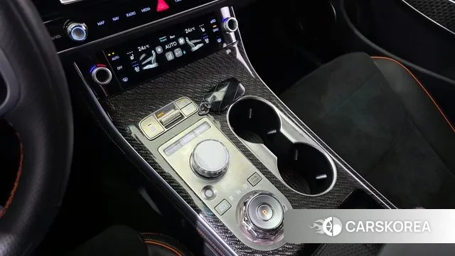 Genesis GV70 id 3614332 из Кореи 19