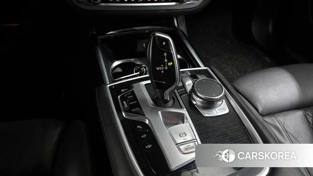 BMW 7 Series (G11) id 4286211 из Кореи 19