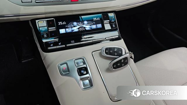 Hyundai The New Grandeur IG id 4303501 из Кореи 35