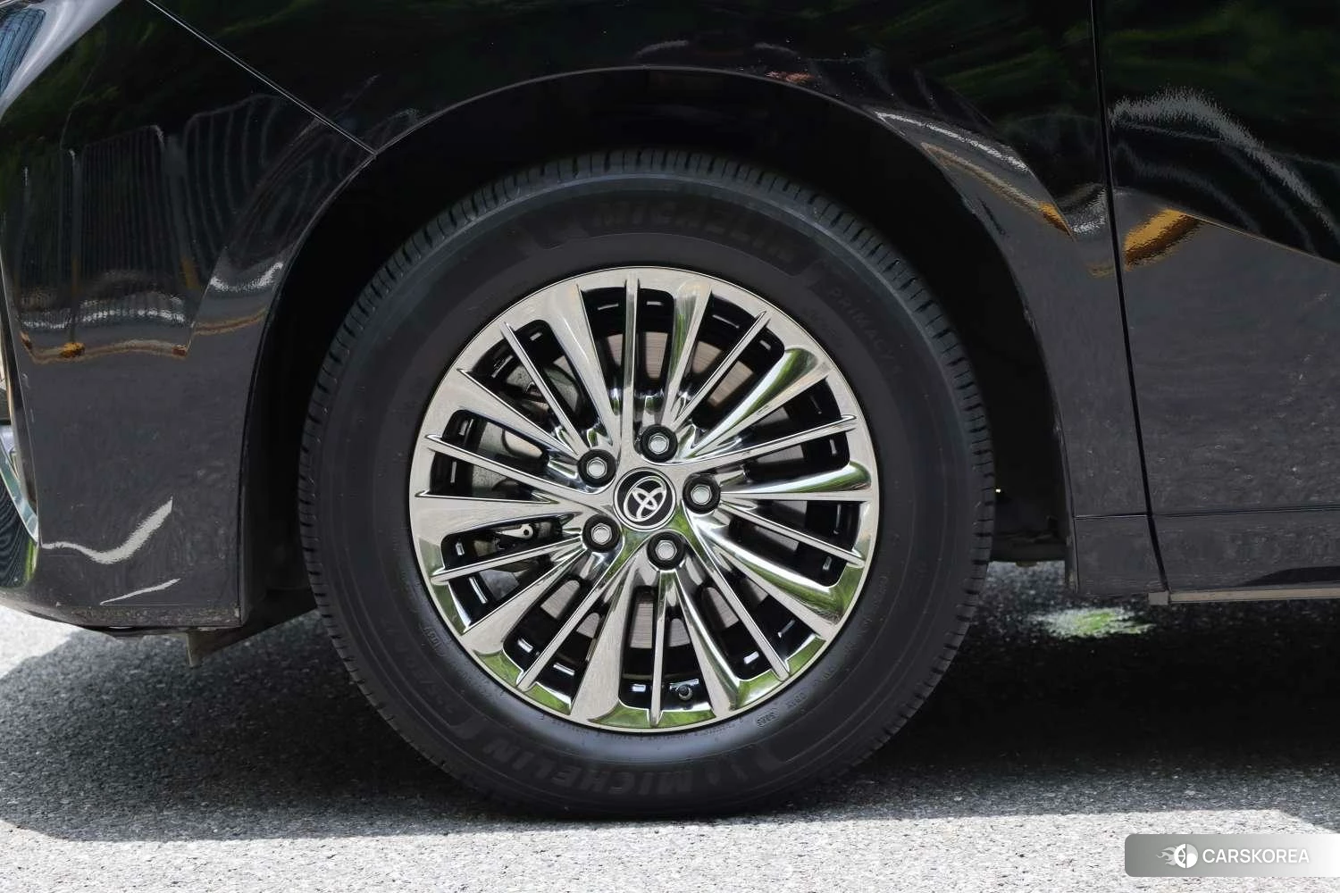 Toyota Elfa id 4479810 из Китая 16
