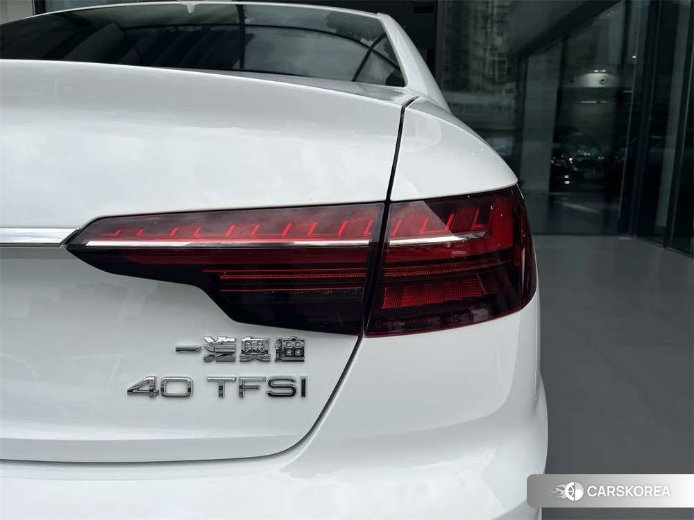 Audi A4L id 4498756 из Китая 12