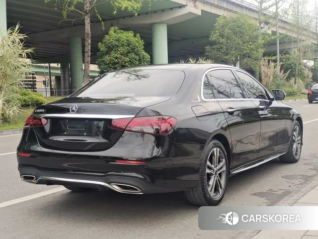 Mercedes-Benz E-class id 4277699 из Китая 10