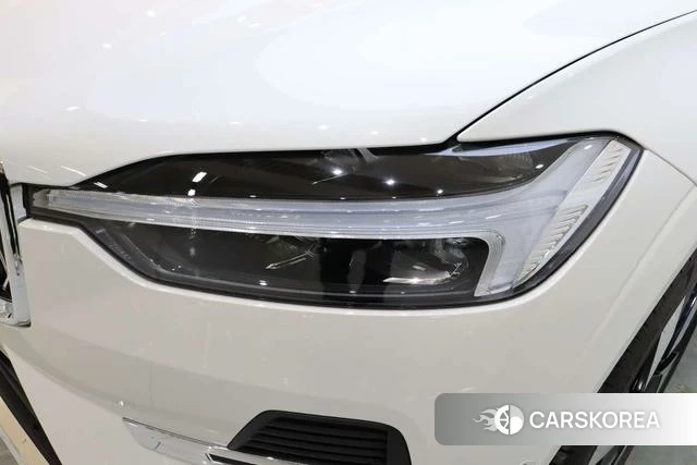 Volvo XC60 PHEV id 3920826 из Китая 19