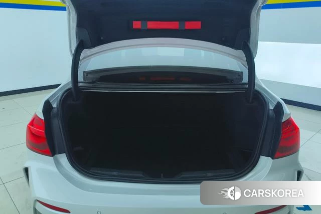 BMW 1 series id 4229243 из Китая 16