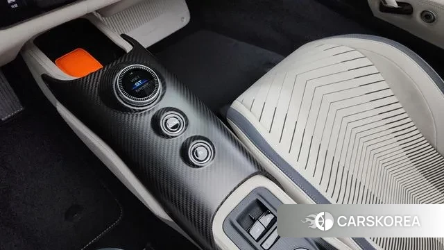 Maserati MC20 id 3180025 из Кореи 19