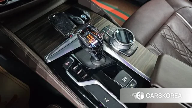 BMW 5 Series (G30) id 3778505 из Кореи 19