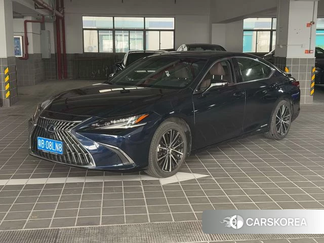Lexus ES id 4277364 из Китая 9