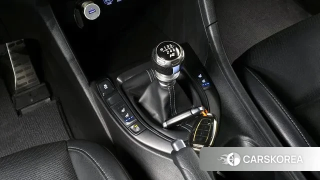 Hyundai Veloster (JS) id 3754215 из Кореи 19