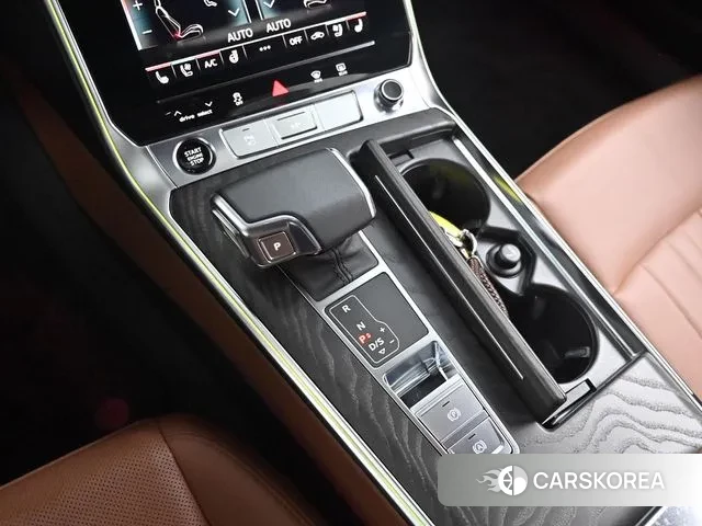 Audi A6 (C8) id 3036494 из Кореи 19