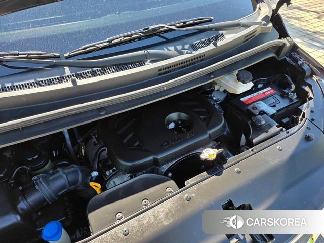 Hyundai The New Grand Starex id 4393625 из Кореи 19