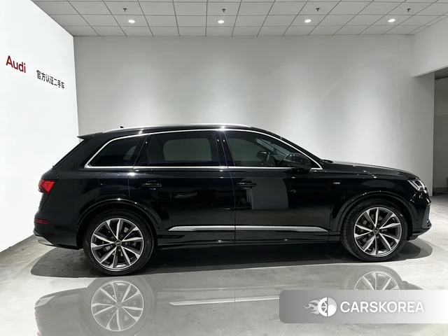 Audi Q7 id 4238138 из Китая 16