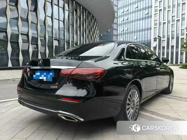 Mercedes-Benz E-class id 4297887 из Китая 9
