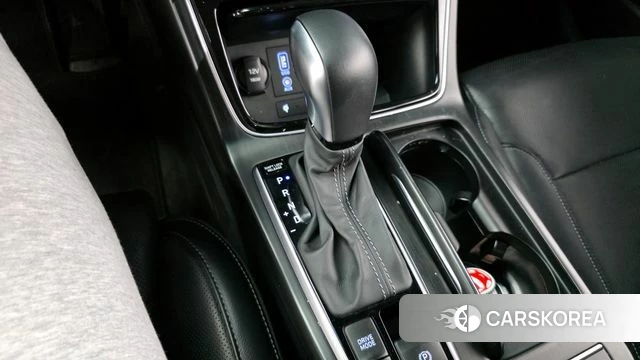 Hyundai Grandeur IG Hybrid id 3924821 из Кореи 19